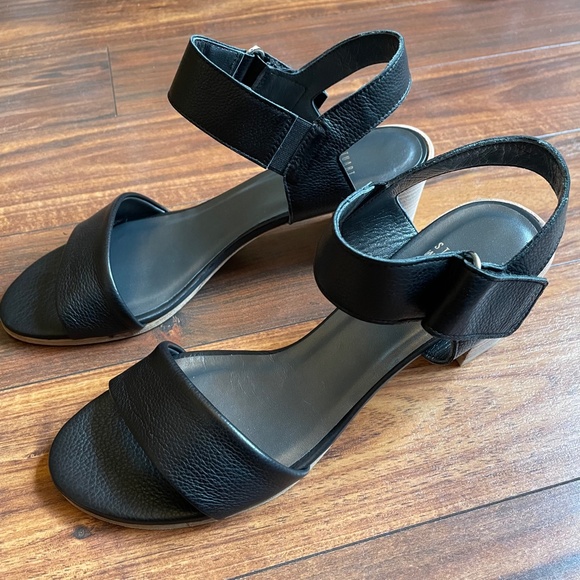 Stuart Weitzman Broadband Nero Sport Calf sandal Leather 9.5M - Picture 6 of 15